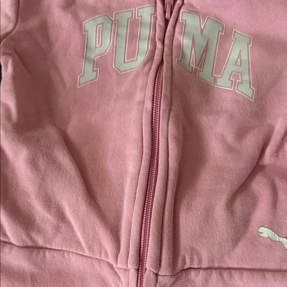 Puma vibrant pink